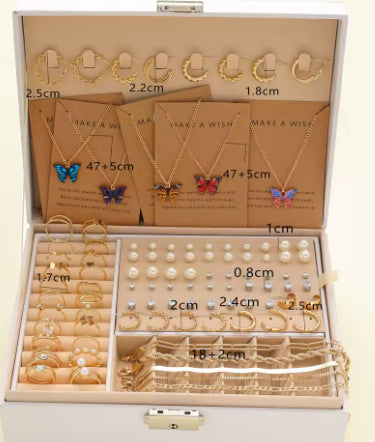 Fashion Pearl and Alloy Earrings Set