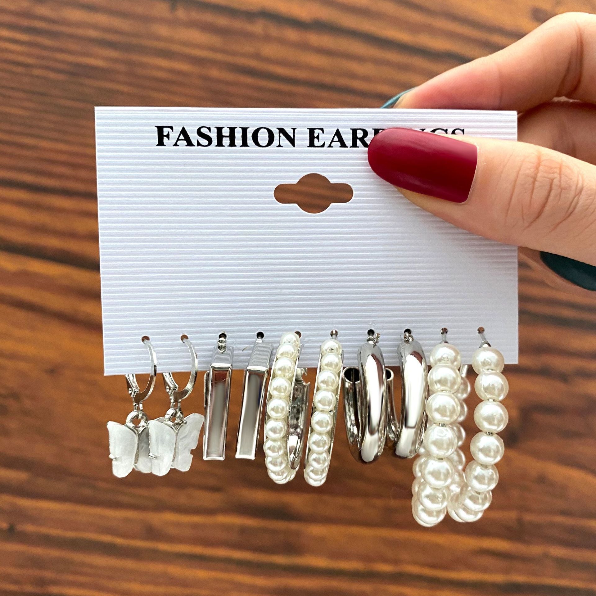 Fashion Pearl and Alloy Earrings Set