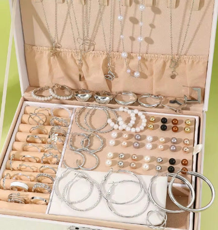 Fashion Pearl and Alloy Earrings Set