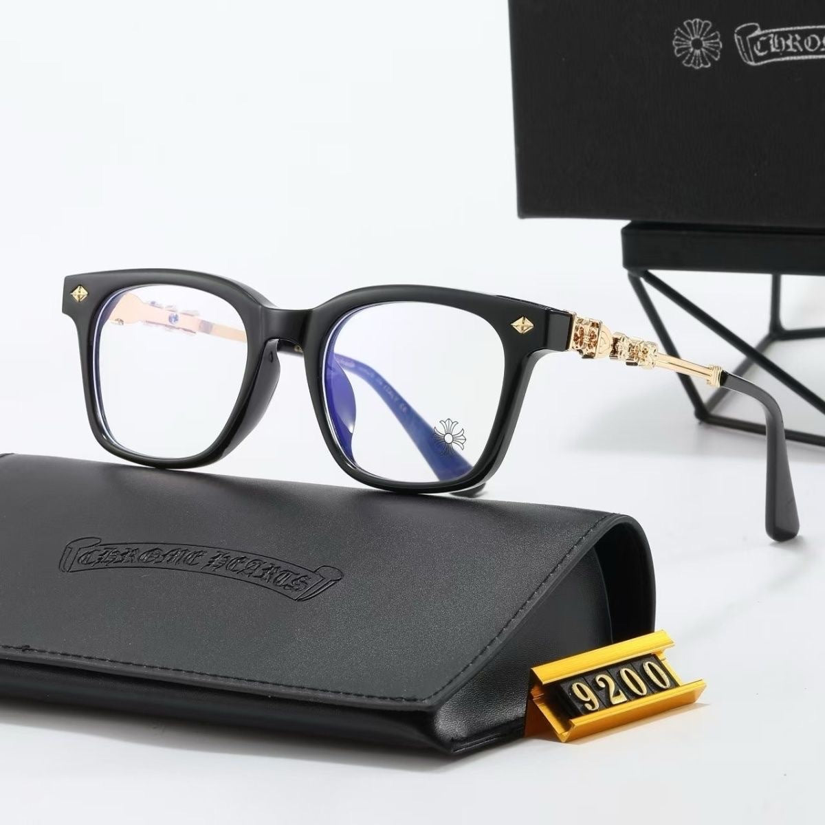 Elegant Anti-Blue Light Glasses for Men and Women