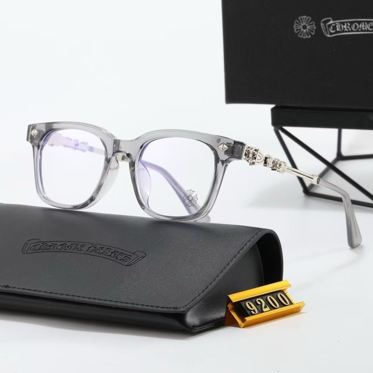 Elegant Anti-Blue Light Glasses for Men and Women