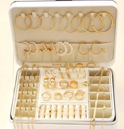 Fashion Pearl and Alloy Earrings Set