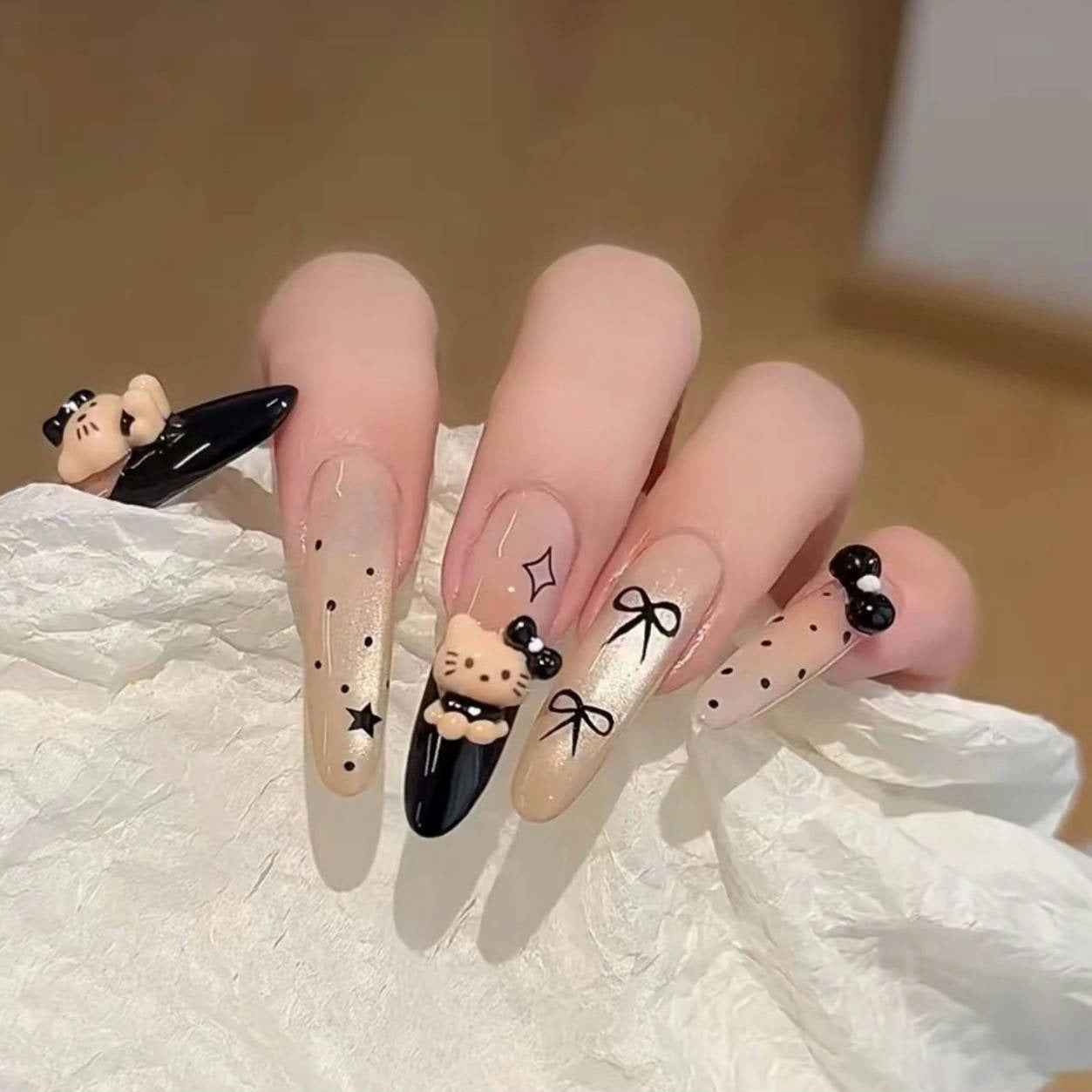false nails